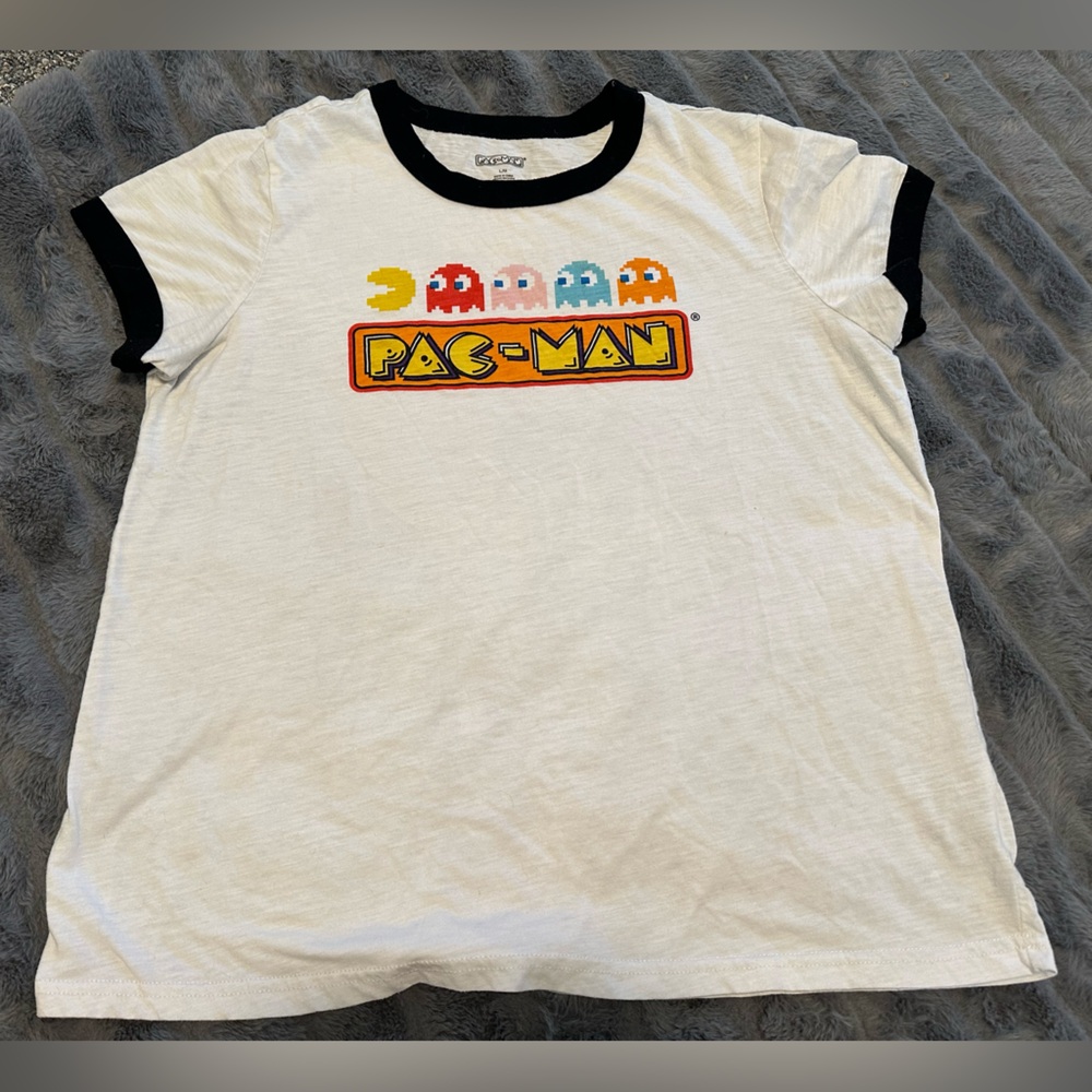 Pac man White with Black Trim